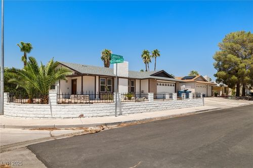5397 Lamoille Cir, Las Vegas, NV, 89120-2076 | Card Image