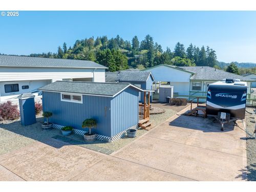 2 Pine Ln, Lakeside, OR, 97449-8664 | Card Image
