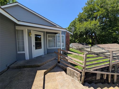1725 Westerham Dr, Dallas, TX, 75232-3349 | Card Image