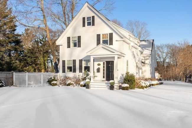 1040 Main St, House other with 3 bedrooms, 3 bathrooms and 6 parking in Hingham MA | Image 37