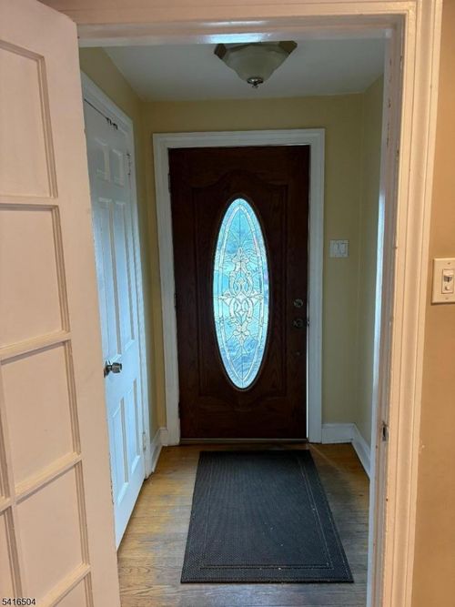 521 Pleasant Valley Way, West Orange, NJ, 07052-2803 | Card Image