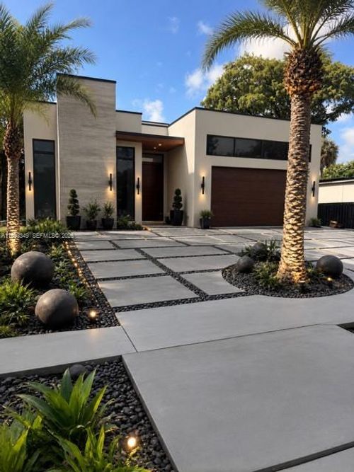 680 Nw 33rd St, Oakland Park, FL, 33309-6030 | Card Image