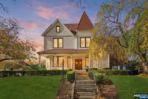 328 Carmita Avenue, Rutherford, NJ, 07070 | Card Image