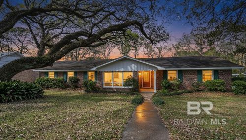 139 Fairway Dr, Daphne, AL, 36526-7401 | Card Image