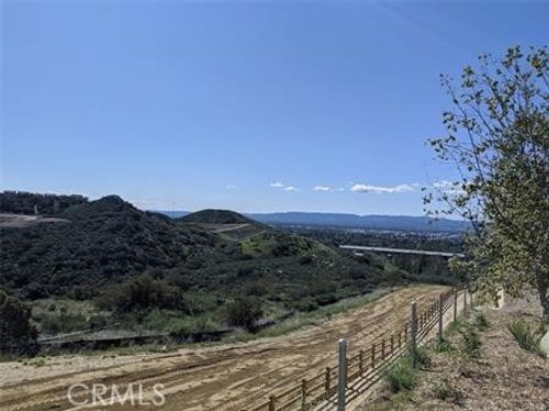 17 Coya Trail, Chatsworth, CA, 91311 | Card Image