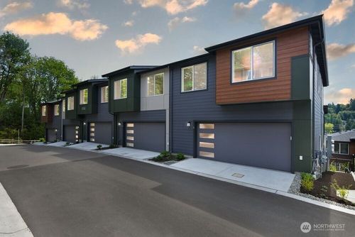 b-13217 Ne 127th Ct, Kirkland, WA, 98034-7601 | Card Image