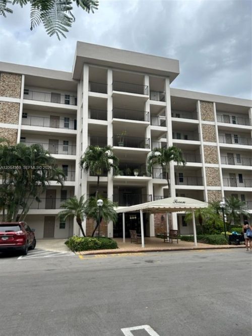 607-2801 N Palm Aire Dr, Pompano Beach, FL, 33069 | Card Image