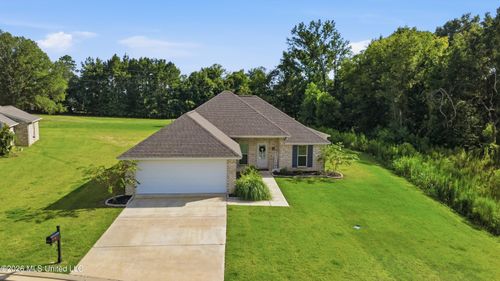 643 Westfield Dr, Pearl, MS, 39208-9434 | Card Image