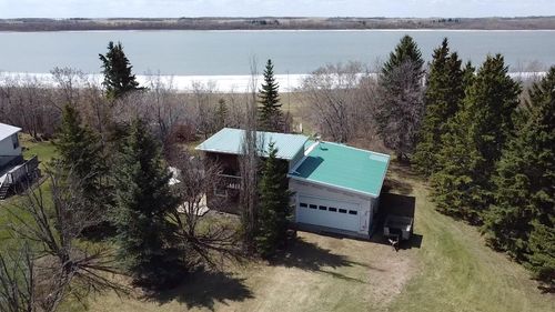 126-43182 Range Road 214, Ferintosh, AB, T0B1M0 | Card Image