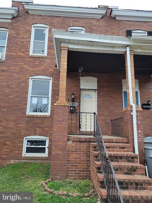3011 Kenyon Ave, BALTIMORE, MD, 21213-1703 | Card Image