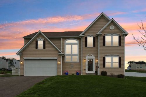 401 Pumpkin Patch Ln, Evans City, PA, 16033-4545 | Card Image