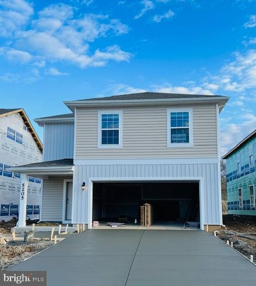 5205 Crooked Ln, STEPHENS CITY, VA, 22655-2520 | Card Image