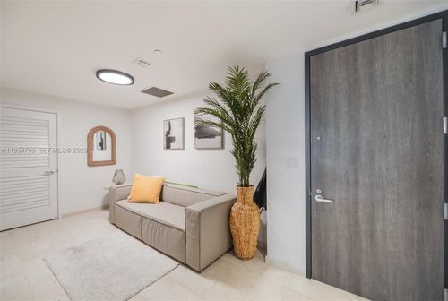 apt-2204-88 Sw 7th St, Miami, FL, 33130-3766 | Card Image