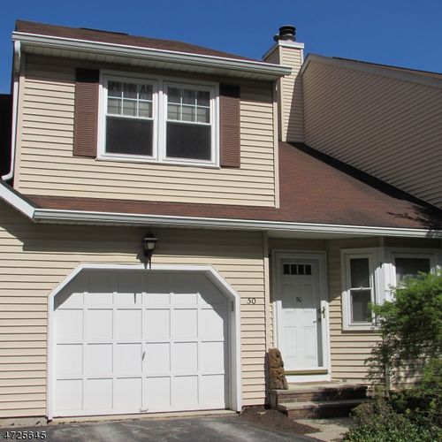 50 Carriage Ln, Sparta, NJ, 07871-1740 | Card Image