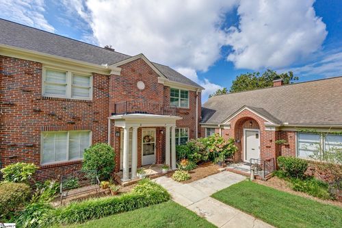 600 University Rdg, Greenville, SC, 29601-3723 | Card Image