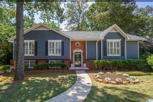 1351 Shades Run Cir, HOOVER, AL, 35244-4109 | Card Image