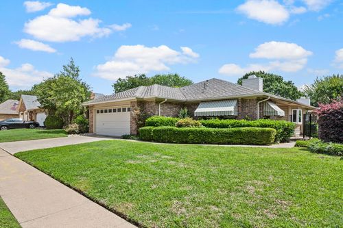 2211 Marvin Gardens Street, Arlington, TX, 76011 | Card Image