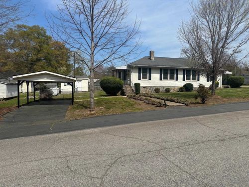 616 Mcarthur St, chesnee, SC, 29323-1830 | Card Image