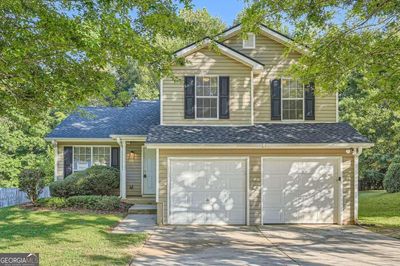 3855 Cedar Trace Court, House other with 3 bedrooms, 2 bathrooms and 2 parking in Ellenwood GA | Image 1