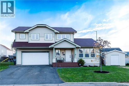 32 Gooseberry Crt, Moncton, NB, E1G0G1 | Card Image
