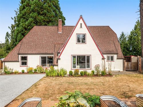 521 E Gilman Ave, Arlington, WA, 98223-1130 | Card Image