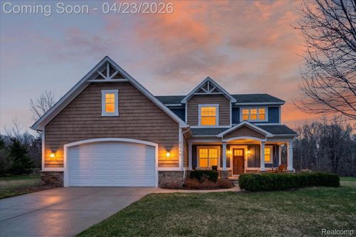 1215 Riverside St, Milford, MI, 48381-2485 | Card Image