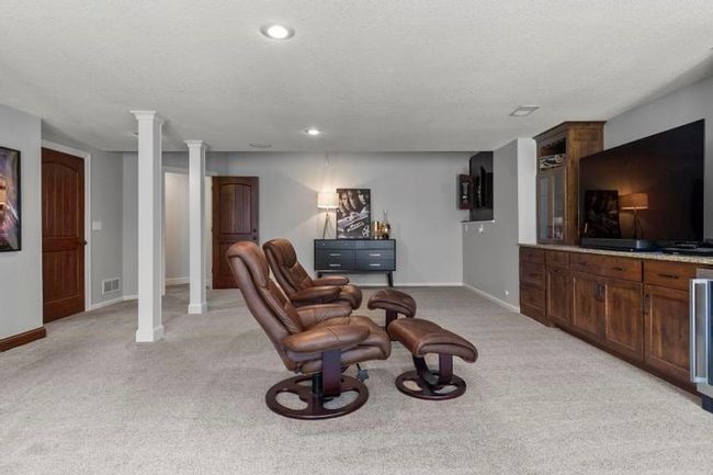 8127 Lone Elm Rd, House other with 5 bedrooms, 5 bathrooms and null parking in Lenexa KS | Image 29