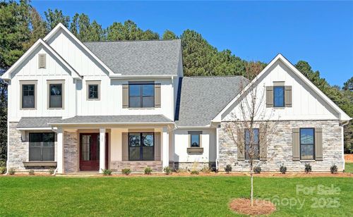 125 Crestview Ln, Troutman, NC, 28166-2100 | Card Image