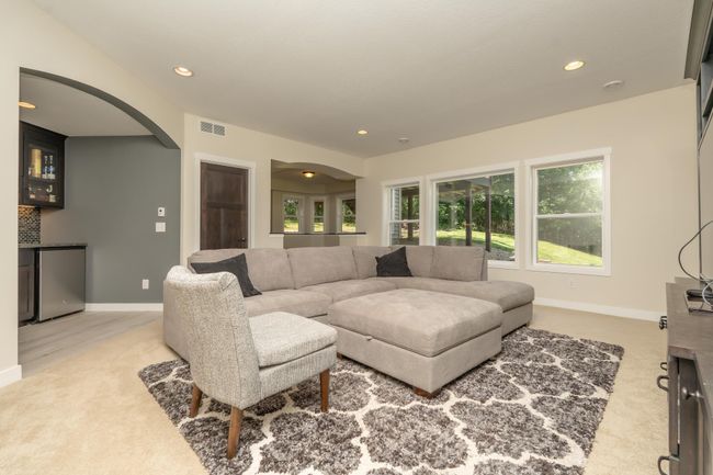 2128 Kelly Cir, House other with 5 bedrooms, 4 bathrooms and null parking in Shakopee MN | Image 27
