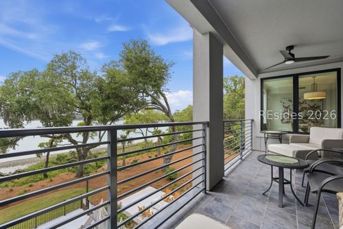 302-63 Skull Creek Dr, Hilton Head Island, SC, 29926-1333 | Card Image