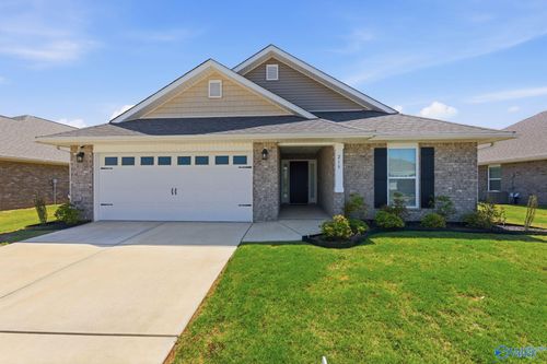 219 Gwinnett Dr, Madison, AL, 35756-2730 | Card Image
