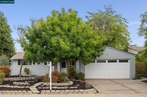 3188 Fitzpatrick Dr, Concord, CA, 94519-2118 | Card Image