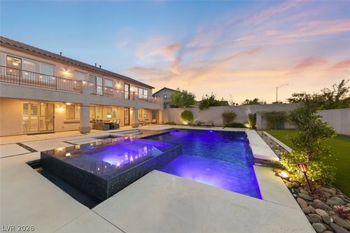 7148 White Bloom Ave, Las Vegas, NV, 89117-3821 | Card Image
