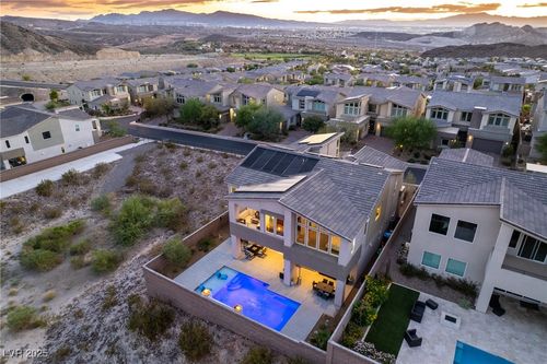 8 Hilltop Crest St, Henderson, NV, 89011-3167 | Card Image