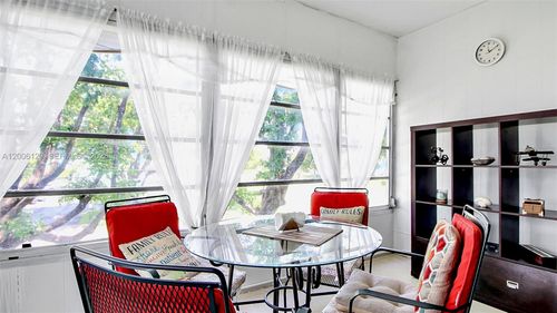 306-4000 Nw 44th Ave, Lauderdale Lakes, FL, 33319-4852 | Card Image