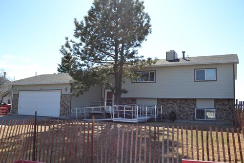 1205 Ashford Dr, Cheyenne, WY, 82007-9789 | Card Image