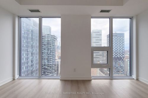 2812-100 Queen Street E, Toronto, ON, M5C0B5 | Card Image