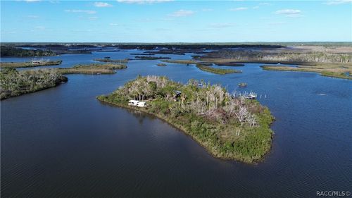 7472 Thunderbird Is, Homosassa, FL, 34448 | Card Image