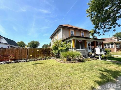 605 S Main St, Knox, IN, 46534 | Card Image