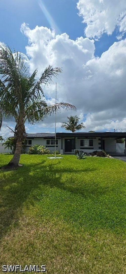 1118 Ne Pine Island Ln, Cape Coral, FL, 33909-2175 | Card Image