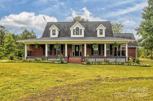 23504 Hwy 151, Mc Bee, SC, 29101-9353 | Card Image