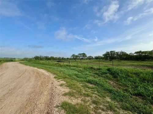 NA County Road 171, Nixon, TX, 78140 | Card Image
