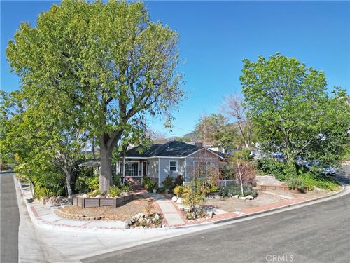 3033 Fairesta St, La Crescenta, CA, 91214-2734 | Card Image