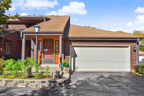 3732 W Cold Spring Rd, Greenfield, WI, 53221-2020 | Card Image
