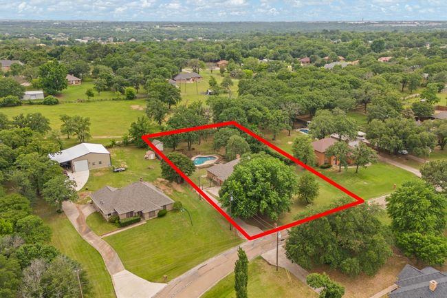 124 Bent Tree Trl, House other with 3 bedrooms, 2 bathrooms and null parking in Burleson TX | Image 22