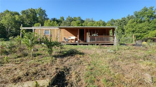 60040 Bliss Rd, New Concord, OH, 43762-9804 | Card Image