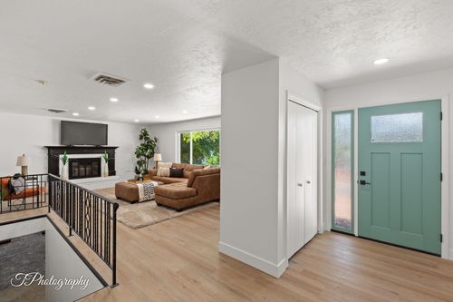 592 N 1050 W, St George, UT, 84770-4368 | Card Image