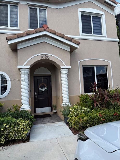 1020 Se 23rd Ter, Homestead, FL, 33035-2148 | Card Image