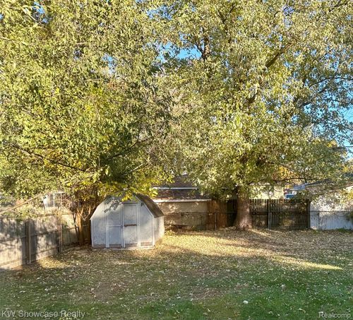 3291 Melmoor St, Commerce Township, MI, 48382-4638 | Card Image