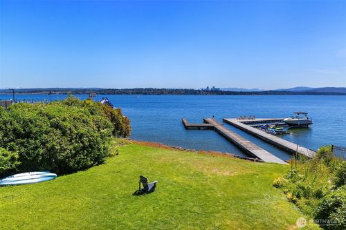 814 Mcgilvra Blvd E, Seattle, WA, 98112-5038 | Card Image
